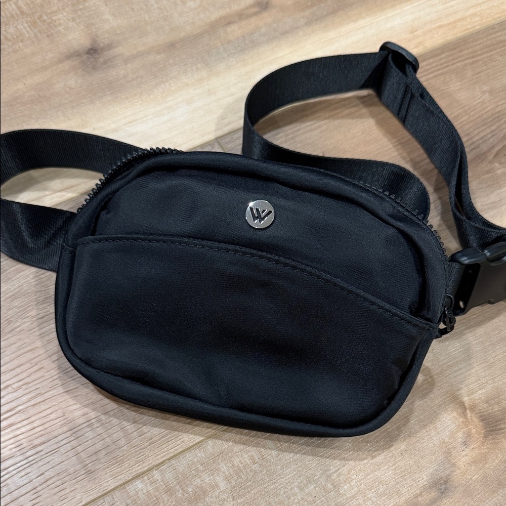 NEW Black Belt Bag